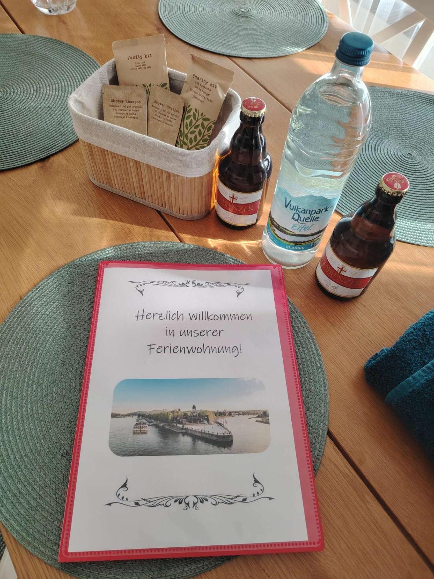 Koblenzliebe Rhein Ferienwohnung 3-Zimmer Garten Parking Koblenz  Buitenkant foto